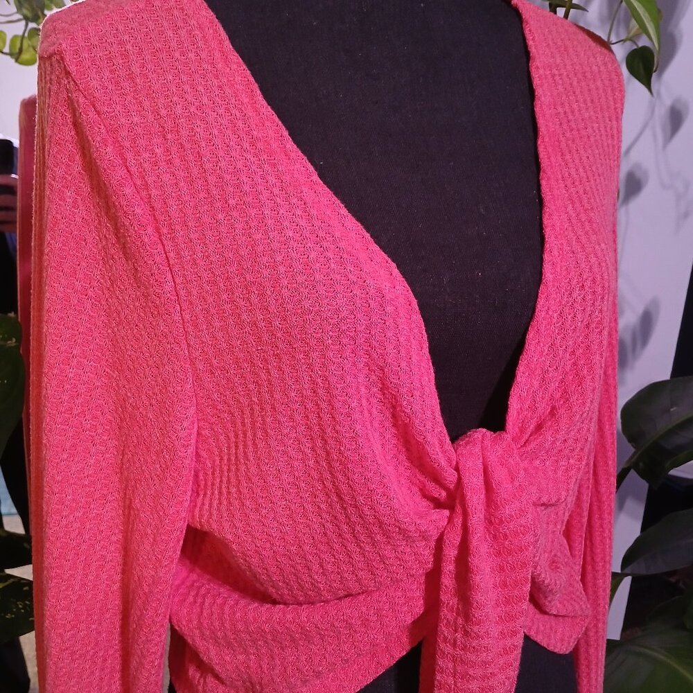 Cropped Cardigan - Picture 2 of 9